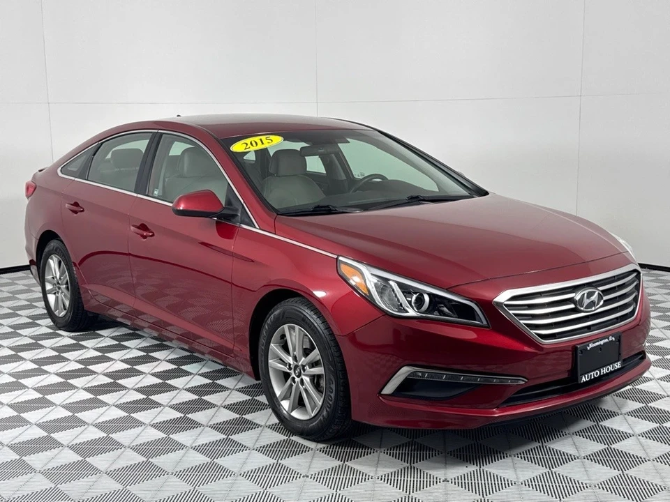 2015 Hyundai Sonata - Image 3 of 12