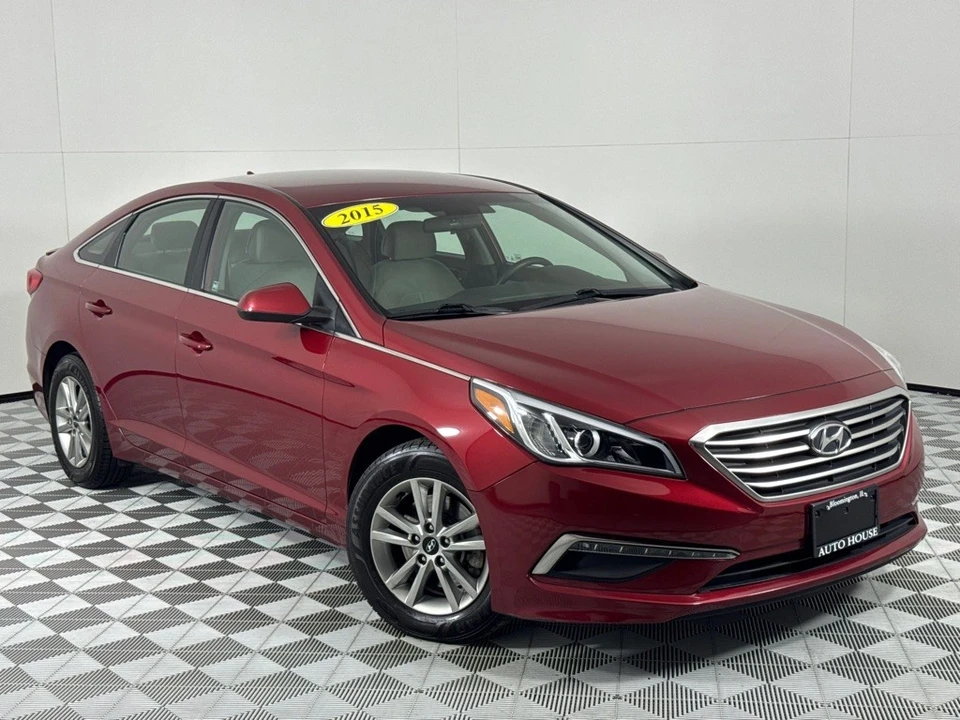 2015 Hyundai Sonata - Image 2 of 12