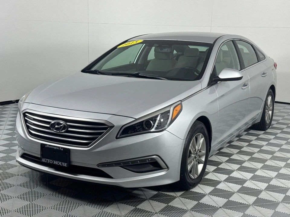 2015 Hyundai Sonata - Image 9 of 12