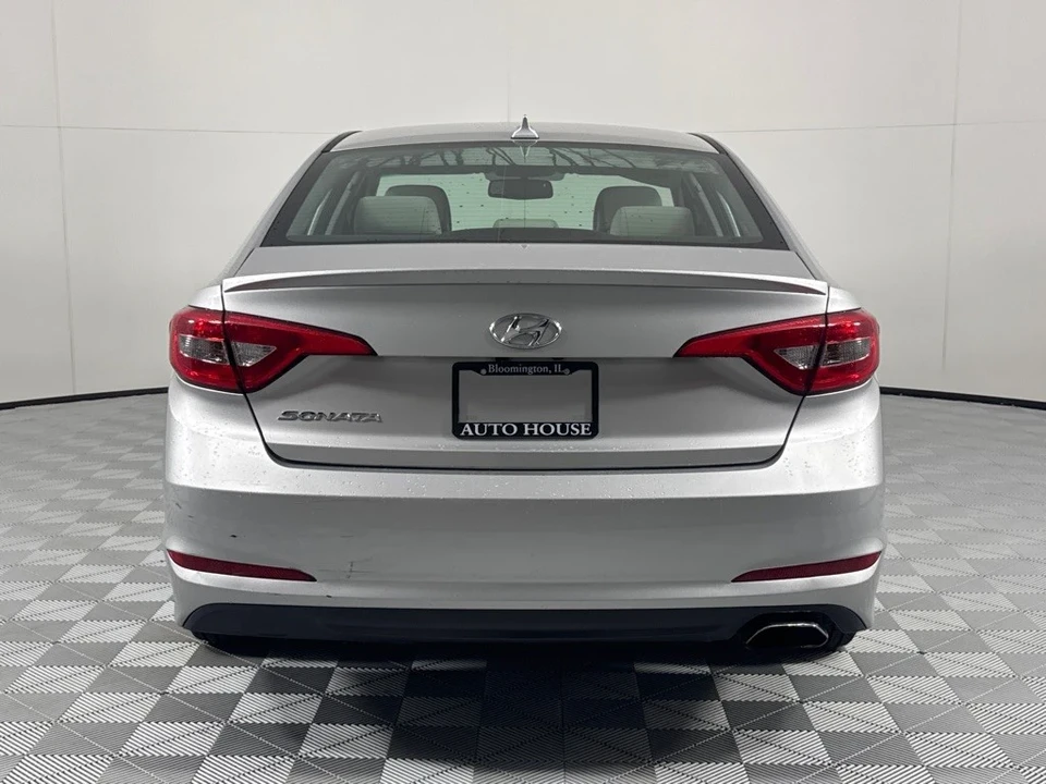 2015 Hyundai Sonata - Image 6 of 12