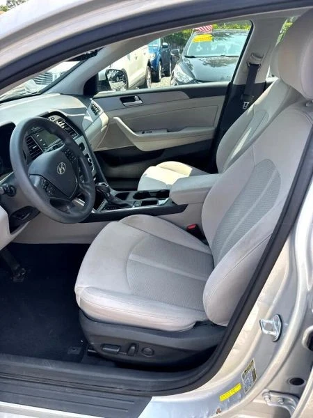 2015 Hyundai Sonata - Image 9 of 12