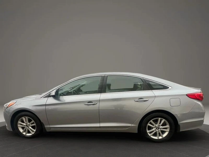 2015 Hyundai Sonata - Image 8 of 12