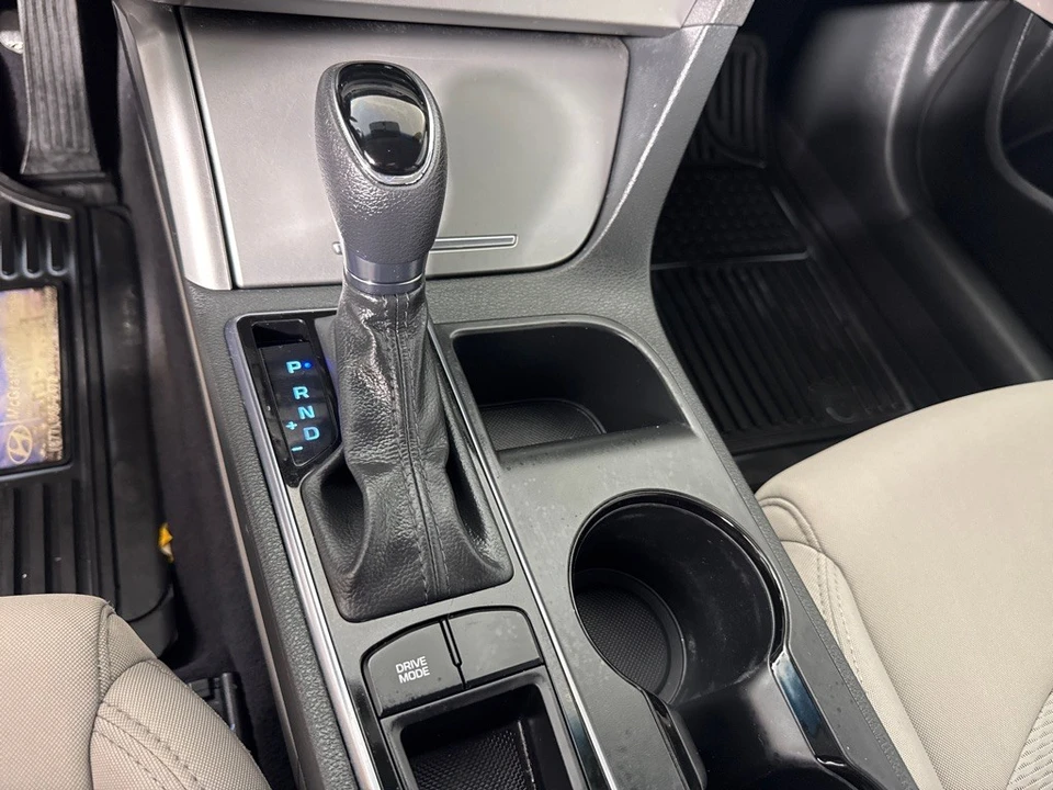2015 Hyundai Sonata - Image 19 of 21