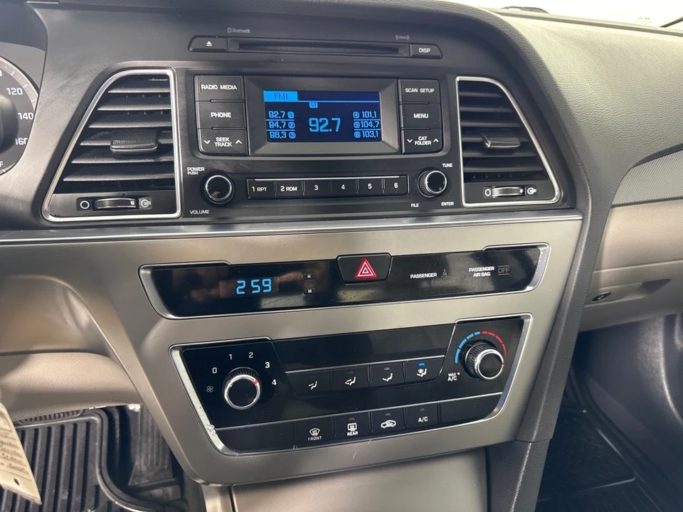 2015 Hyundai Sonata - Image 18 of 21