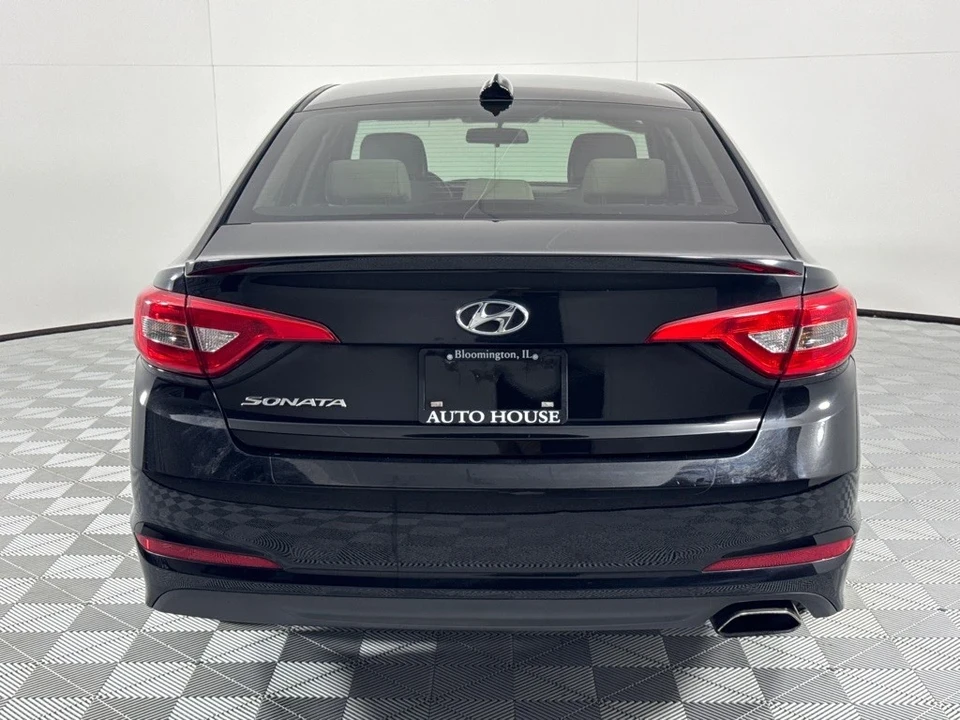 2015 Hyundai Sonata - Image 6 of 12