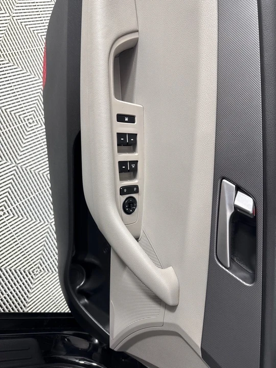 2015 Hyundai Sonata - Image 13 of 21