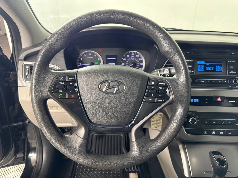 2015 Hyundai Sonata - Image 17 of 21