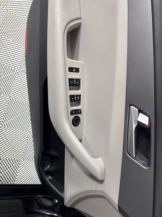 2015 Hyundai Sonata - Image 13 of 21