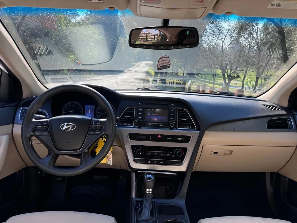 2015 Hyundai Sonata - Image 9 of 14