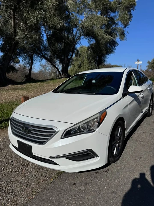 2015 Hyundai Sonata - Image 3 of 14
