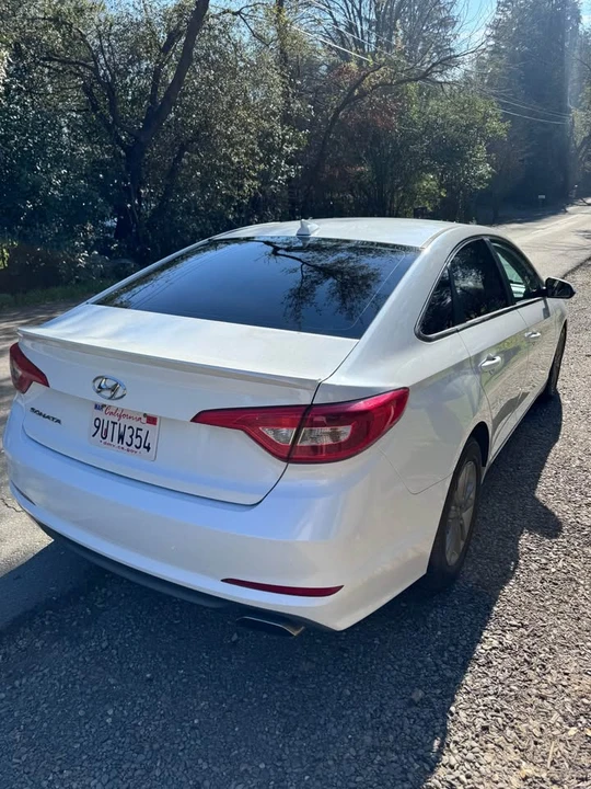 2015 Hyundai Sonata - Image 6 of 14