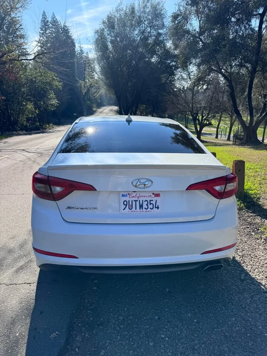 2015 Hyundai Sonata - Image 5 of 14