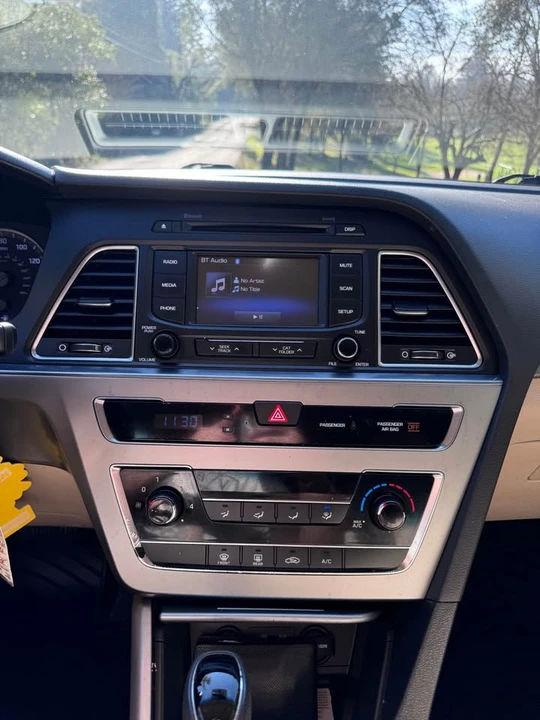 2015 Hyundai Sonata - Image 11 of 14
