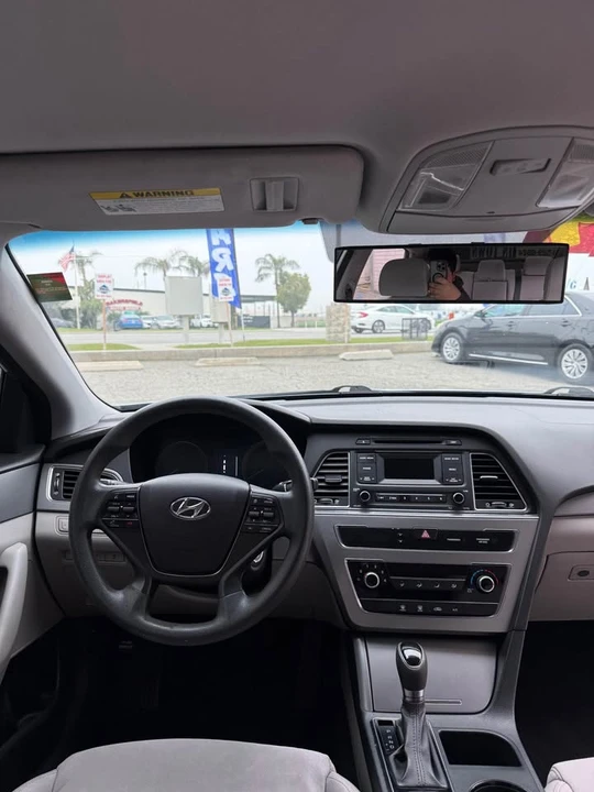 2015 Hyundai Sonata - Image 11 of 13