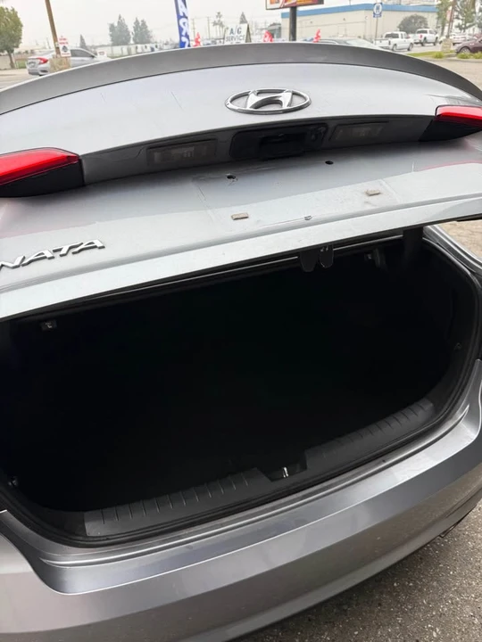 2015 Hyundai Sonata - Image 10 of 13