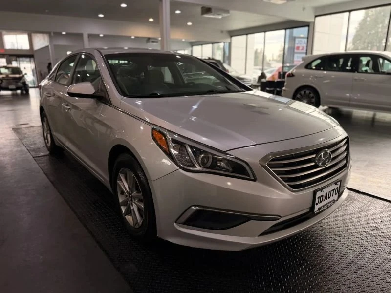 2015 Hyundai Sonata - Image 12 of 20