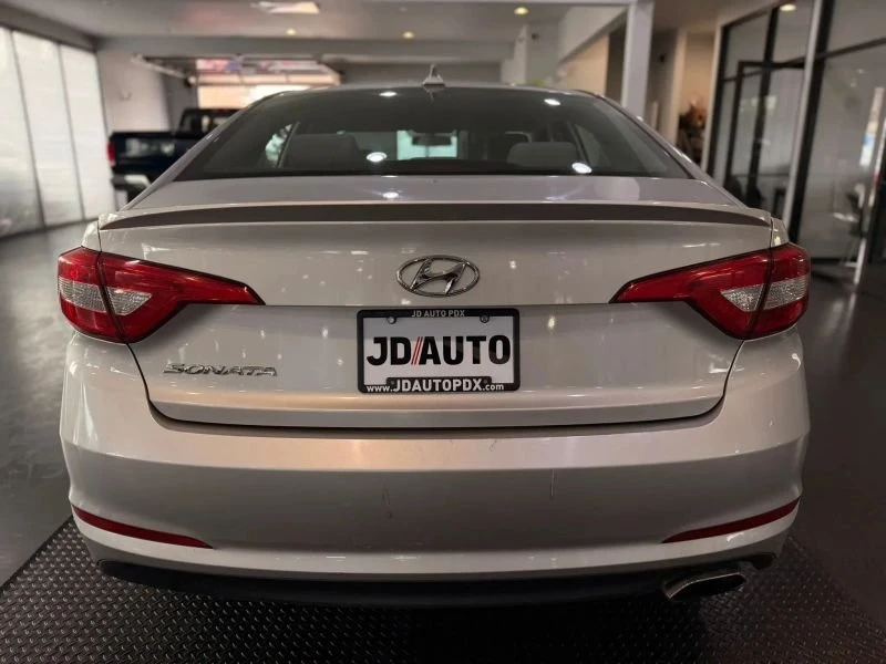 2015 Hyundai Sonata - Image 7 of 20