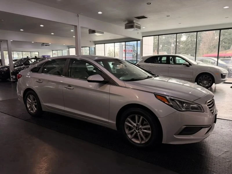 2015 Hyundai Sonata - Image 13 of 20
