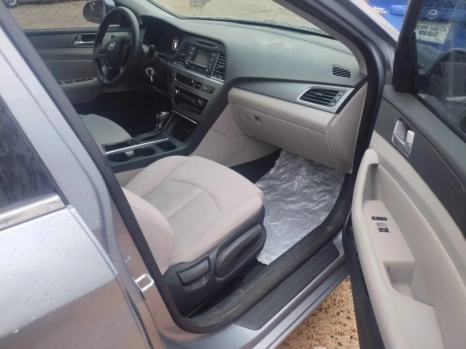 2015 Hyundai Sonata - Image 12 of 16