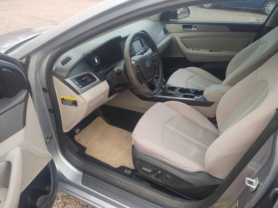 2015 Hyundai Sonata - Image 11 of 16