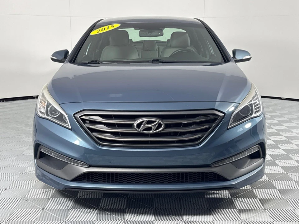 2015 Hyundai Sonata - Image 8 of 12