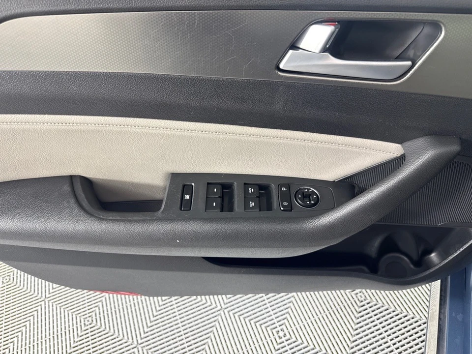 2015 Hyundai Sonata - Image 9 of 12