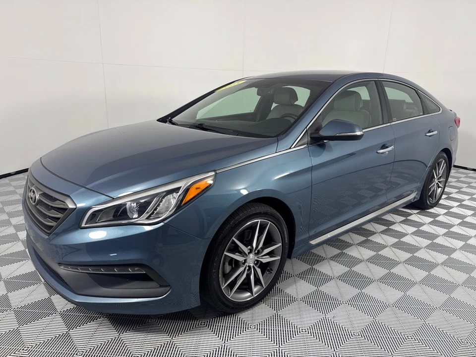2015 Hyundai Sonata - Image 6 of 12