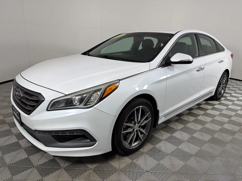 2015 Hyundai Sonata - Image 9 of 12