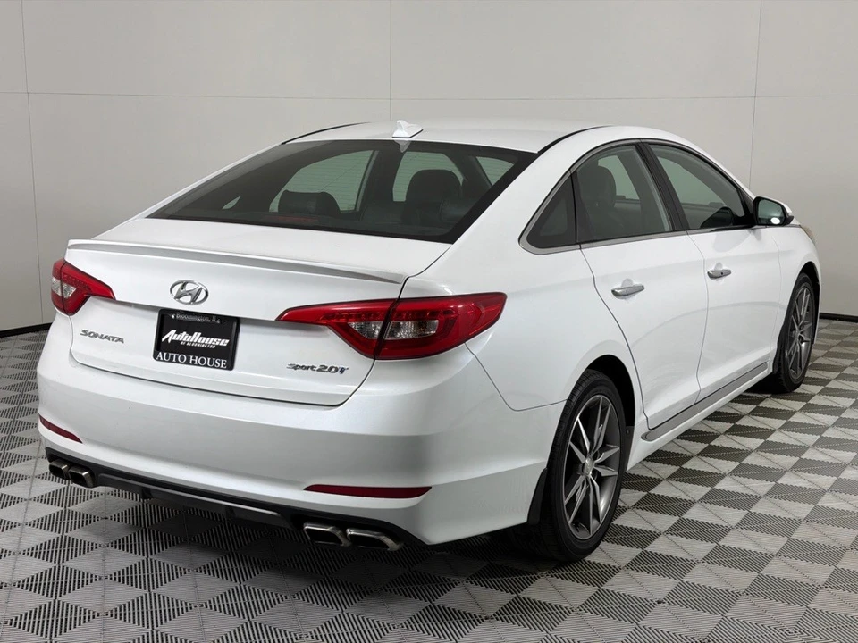 2015 Hyundai Sonata - Image 5 of 12