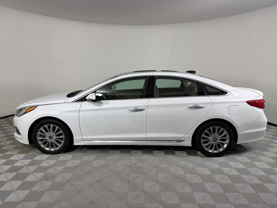 2015 Hyundai Sonata - Image 8 of 12