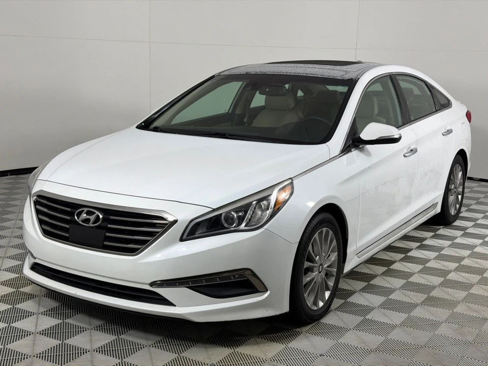 2015 Hyundai Sonata - Image 9 of 12