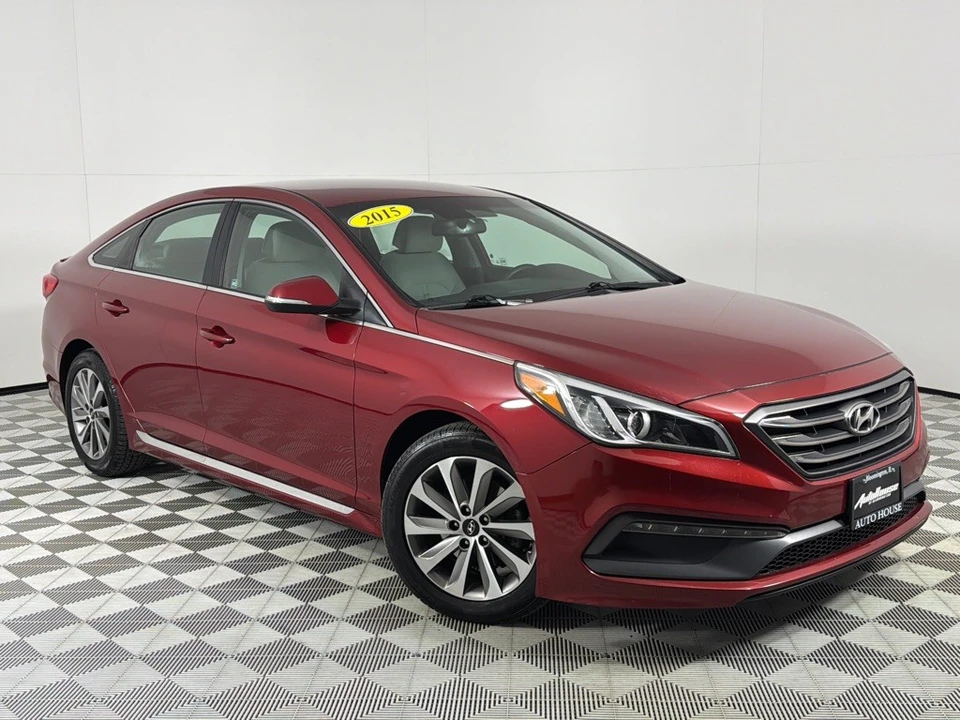 2015 Hyundai Sonata - Image 2 of 12