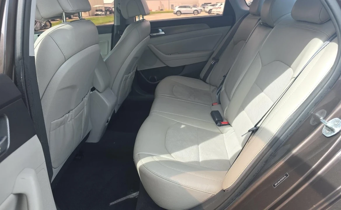 2015 Hyundai Sonata - Image 8 of 10