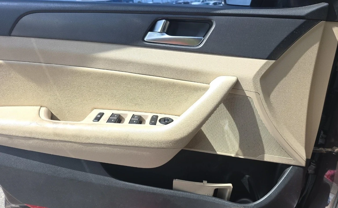 2015 Hyundai Sonata - Image 11 of 12