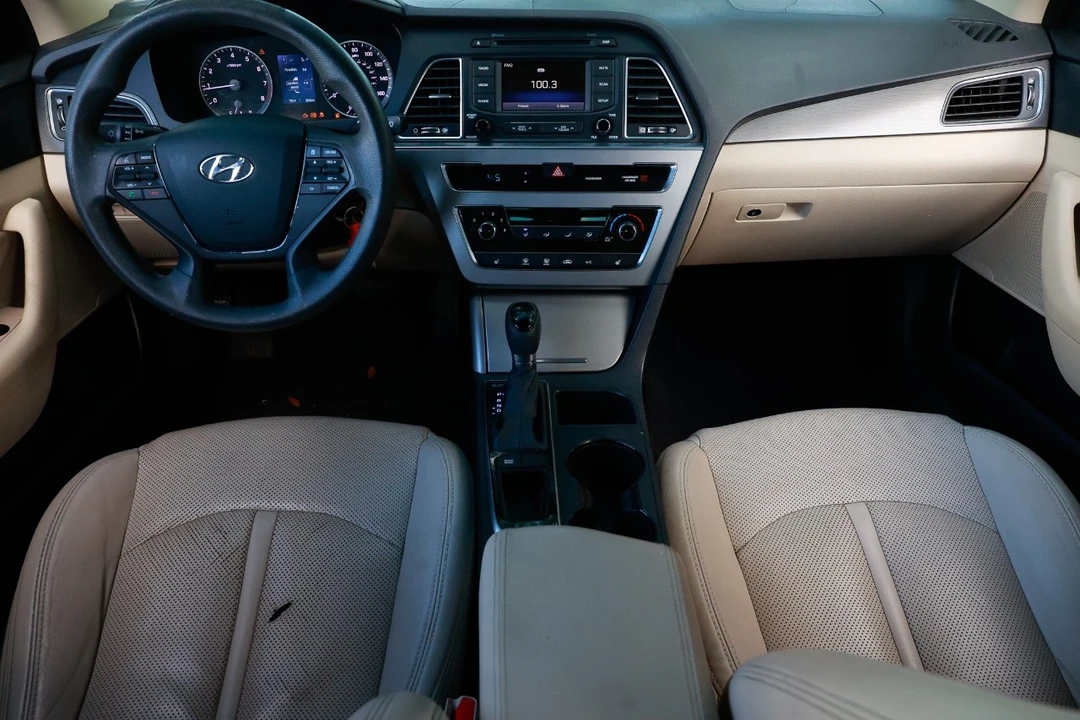 2015 Hyundai Sonata - Image 2 of 12