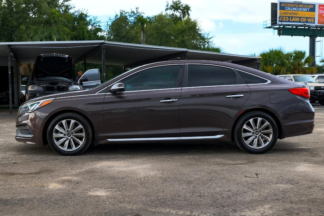 2015 Hyundai Sonata - Image 3 of 12