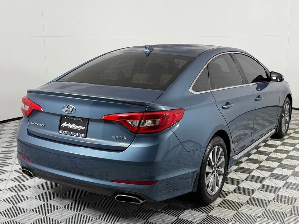 2015 Hyundai Sonata - Image 5 of 12