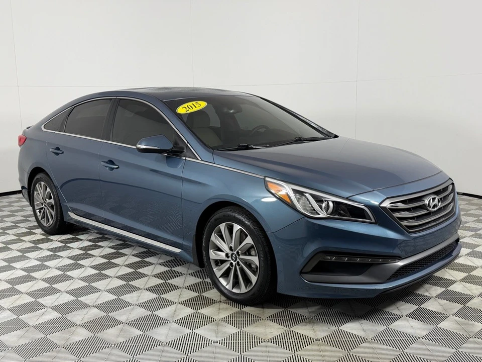 2015 Hyundai Sonata - Image 3 of 12