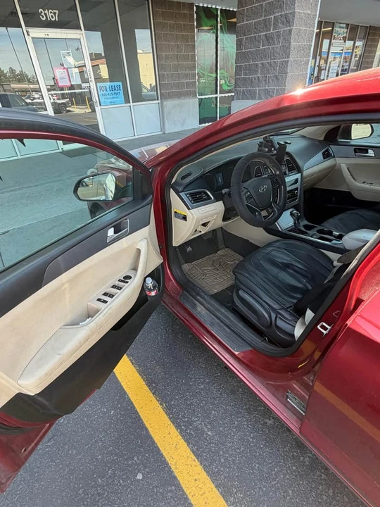 2015 Hyundai Sonata - Image 5 of 8