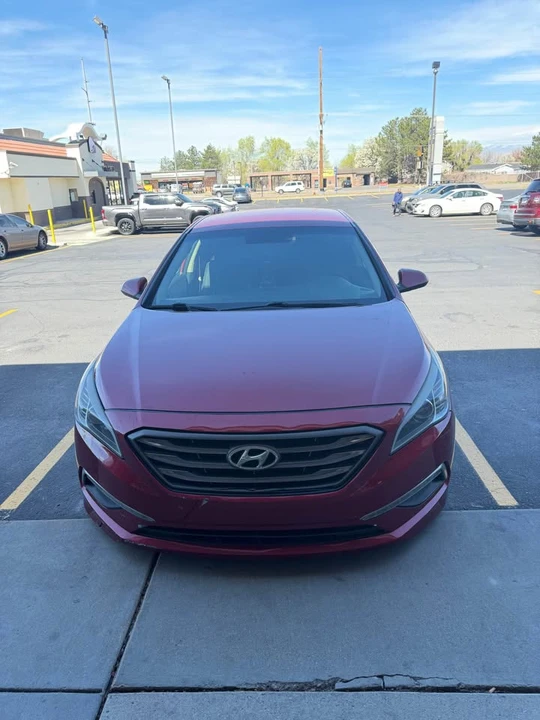 2015 Hyundai Sonata - Image 2 of 8
