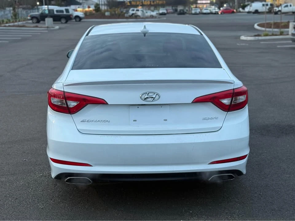 2015 Hyundai Sonata - Image 3 of 10