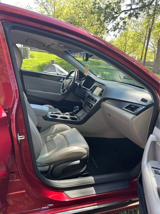 2015 Hyundai Sonata - Image 6 of 8