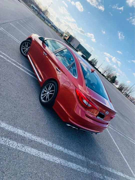 2015 Hyundai Sonata - Image 3 of 9