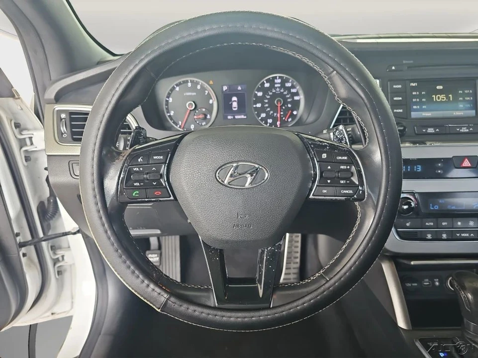 2015 Hyundai Sonata - Image 9 of 21