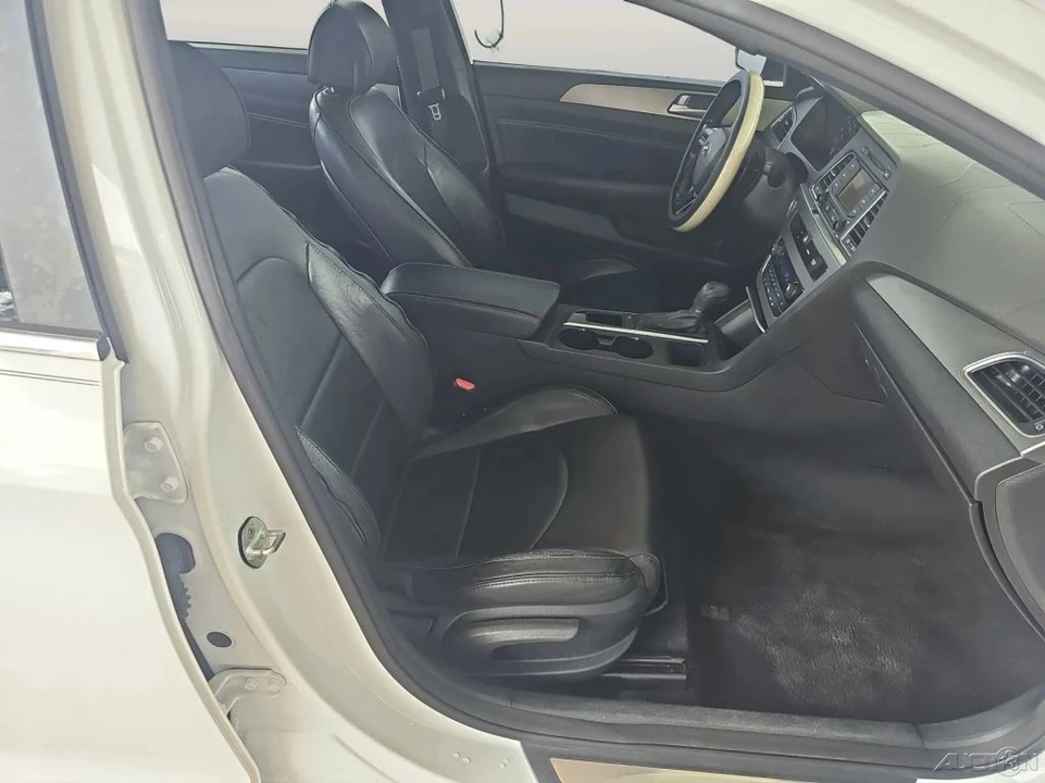 2015 Hyundai Sonata - Image 19 of 21