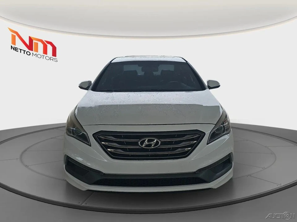 2015 Hyundai Sonata - Image 10 of 21