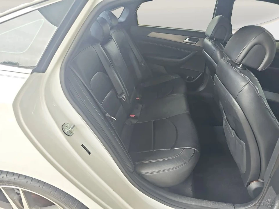 2015 Hyundai Sonata - Image 20 of 21