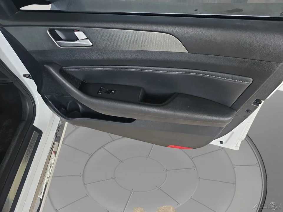 2015 Hyundai Sonata - Image 18 of 21
