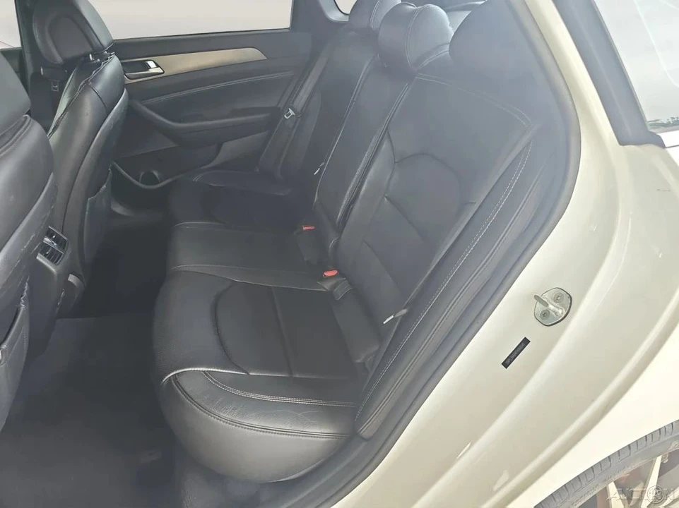 2015 Hyundai Sonata - Image 14 of 21