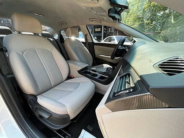 2015 Hyundai Sonata - Image 19 of 21